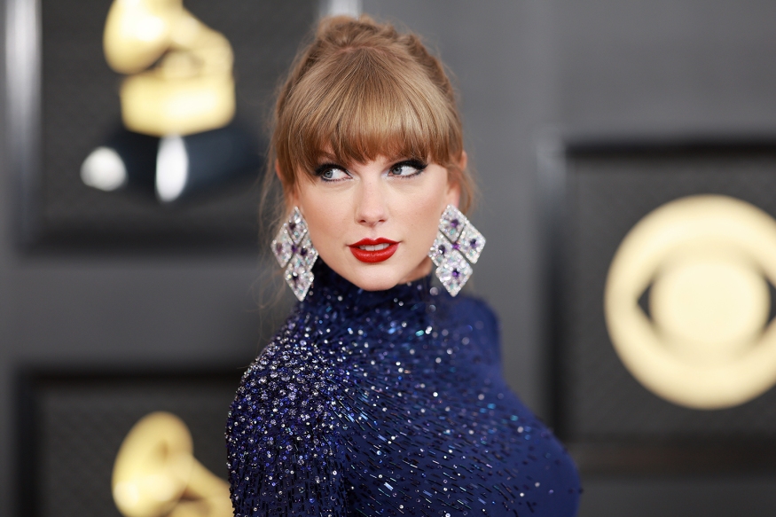 Taylor Swift Earrings Worn at Grammy Awards Headed to Auction
